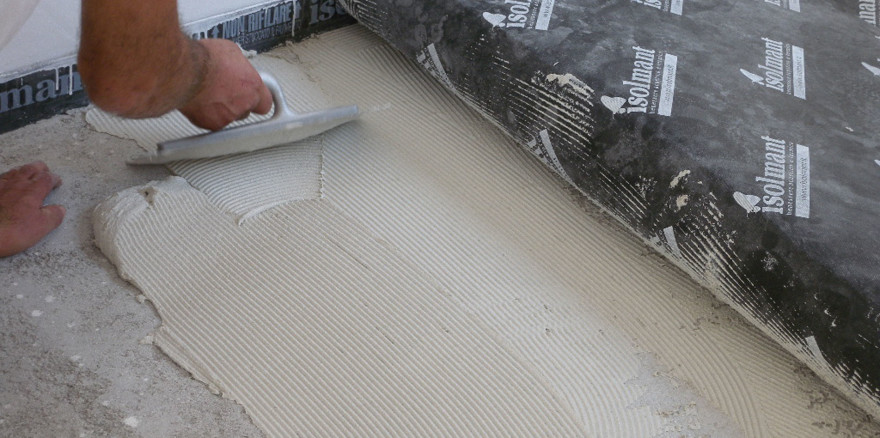 2-preparazione-del-sottofondo-per-la-posa-di-isoltile