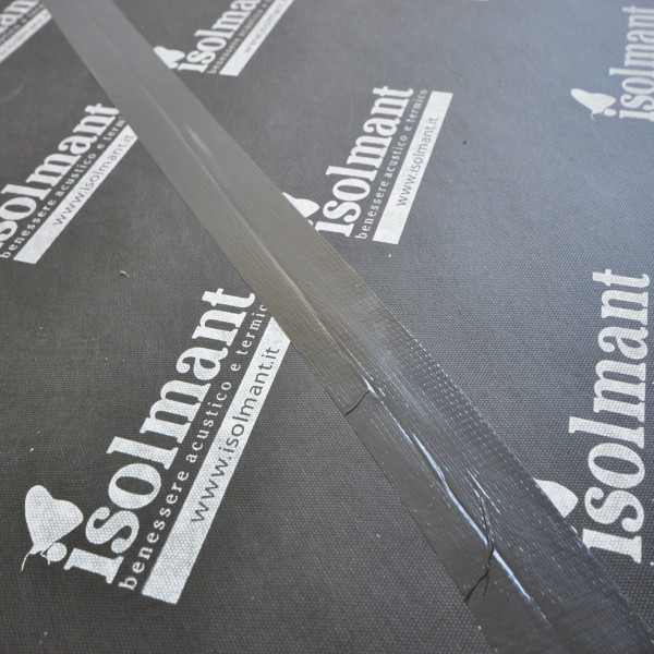 4-la-sigillatura-con-la-fascia-isoltile