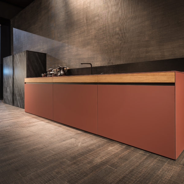 06_ListoneGiordano_FabriqueNaturalGenius_FuméeNoir_DesignMarcSadler